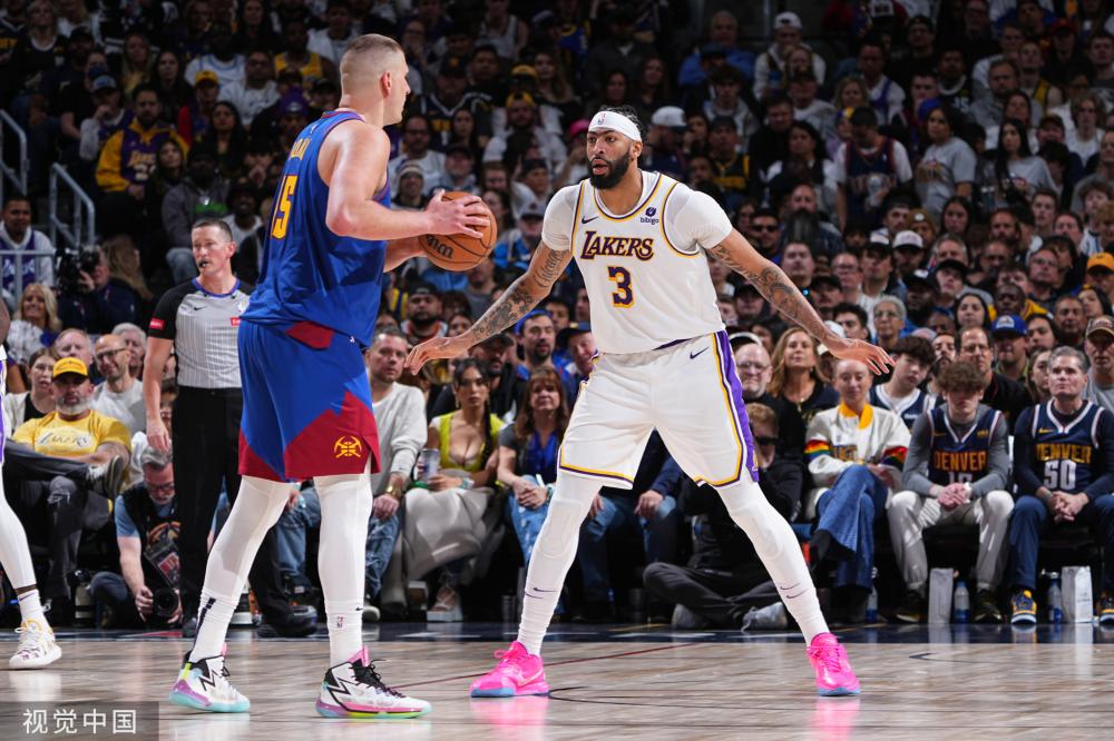 而国足却在 而国足却在