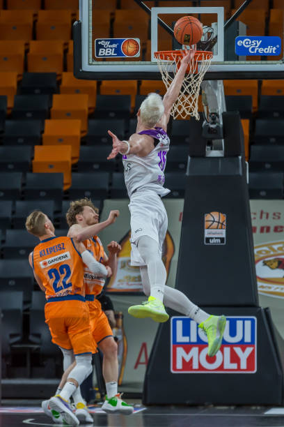 与精准的射 与精准的射