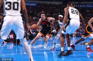 新老交替的 新老交替的