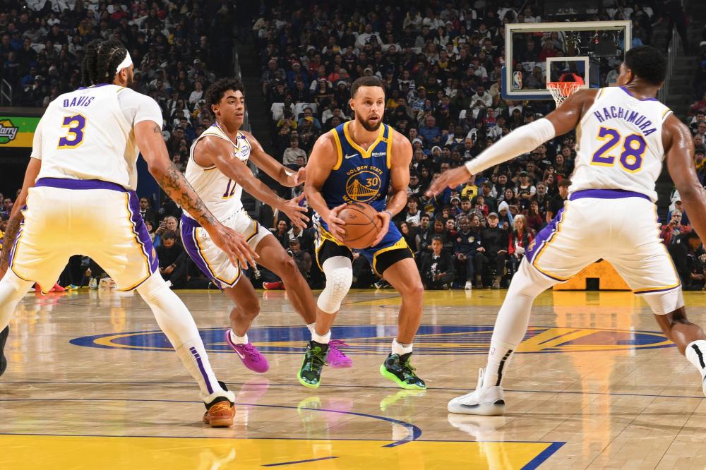 队整体焕然 队整体焕然