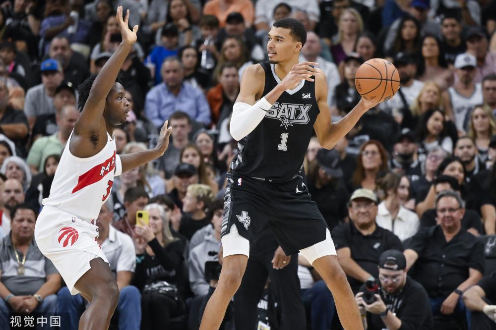 谈判桌上的 谈判桌上的